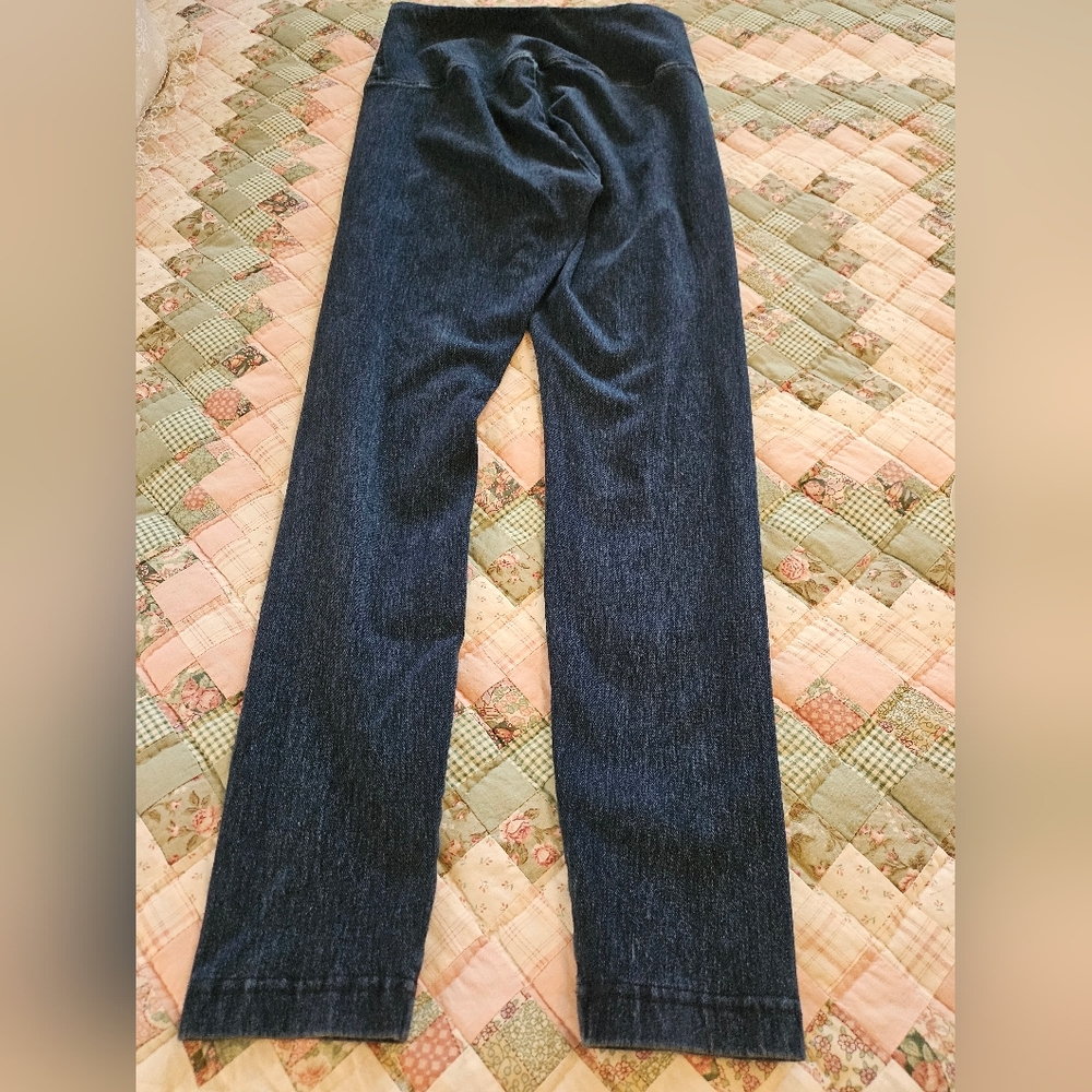 Lysse Dark Blue Pull Up Leggings- Size M - Picture 3 of 9